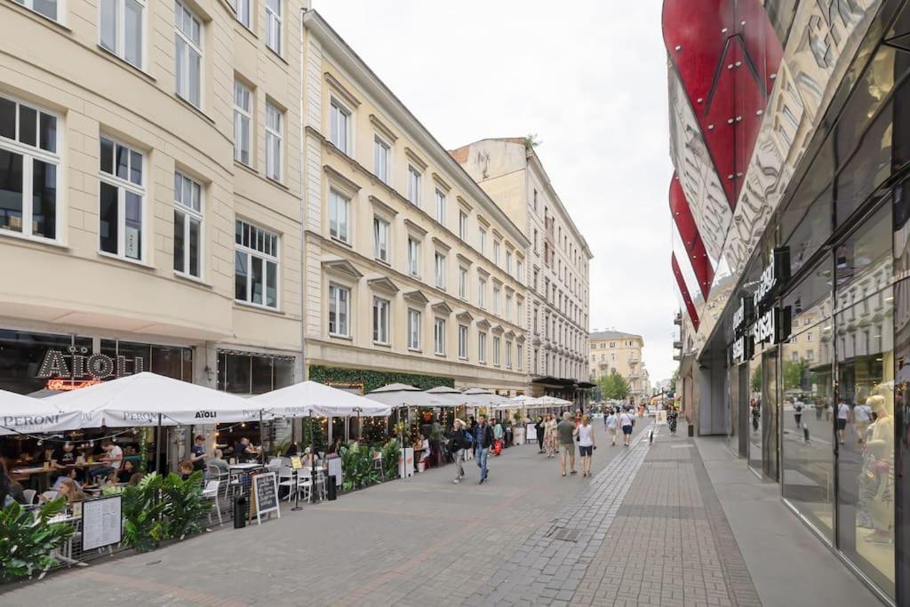 Chmielna Center With Bath Appartement *