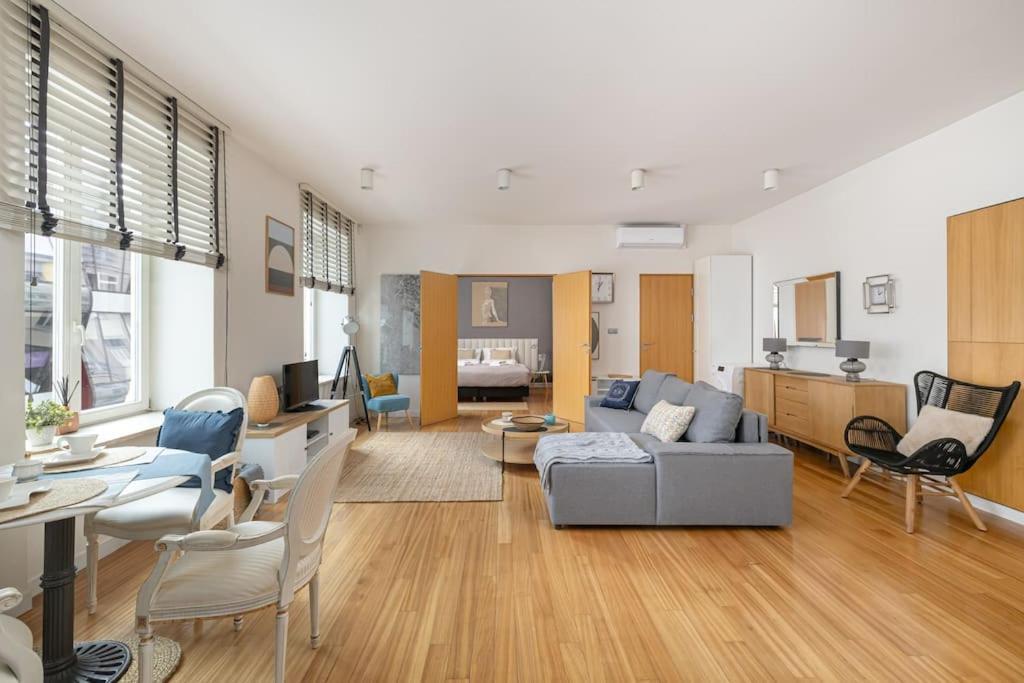 Chmielna Center With Bath Appartement Warschau